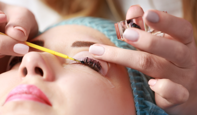 Teinture cils / sourcils